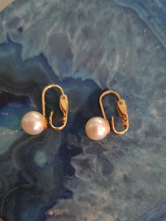 Jewelry - Gold Pearl Drop Leverback Earrings - White Pearl